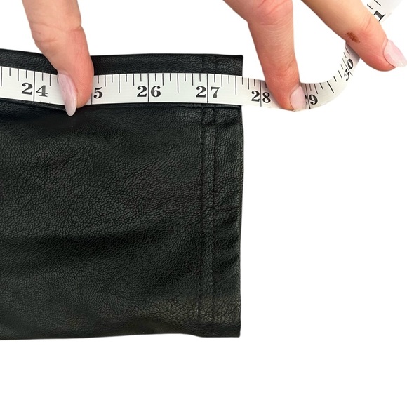 Elan Black Faux Leather Leggings Size Medium - Picture 2 of 5